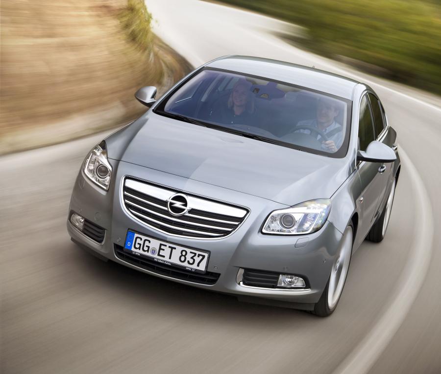  Opel Insignia BiTurbo CDTI 2012 года  (фото 28 из 34)